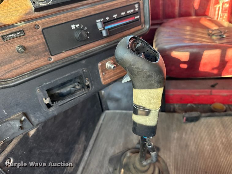 image for item EU5144 2002 Freightliner FLD fuel truck