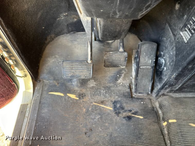 image for item EU5144 2002 Freightliner FLD fuel truck