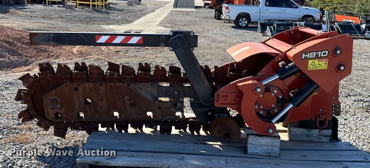 image for item EU5153 2018 Ditch Witch H810 trencher