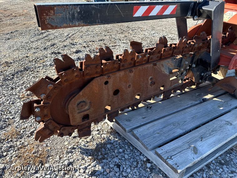 image for item EU5153 2018 Ditch Witch H810 trencher