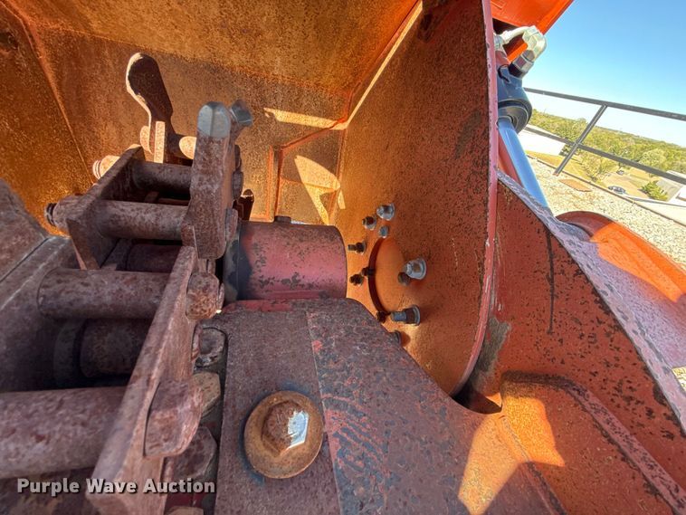 image for item EU5153 2018 Ditch Witch H810 trencher