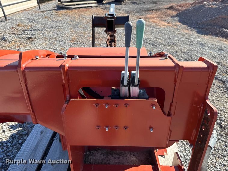 image for item EU5153 2018 Ditch Witch H810 trencher