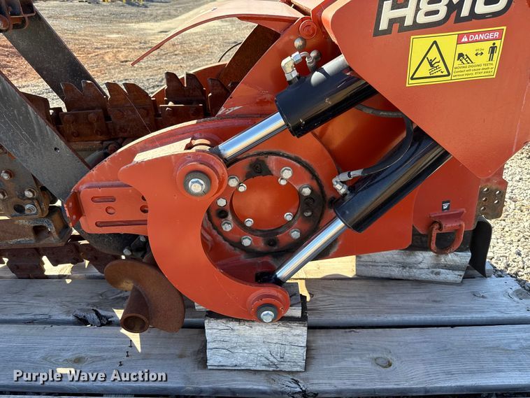 image for item EU5153 2018 Ditch Witch H810 trencher
