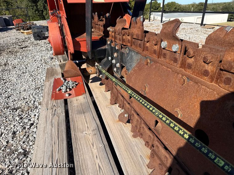 image for item EU5153 2018 Ditch Witch H810 trencher