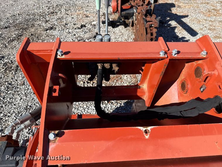 image for item EU5153 2018 Ditch Witch H810 trencher