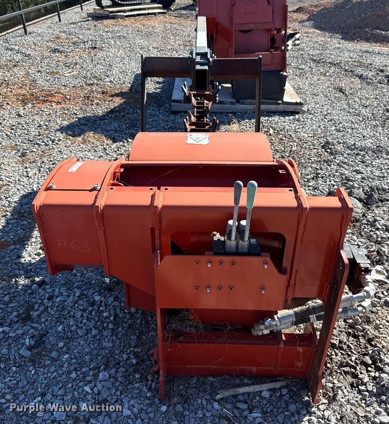 image for item EU5154 2017 Ditch Witch H810 trencher