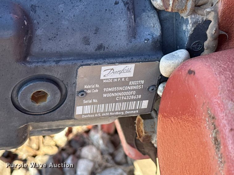 image for item EU5154 2017 Ditch Witch H810 trencher