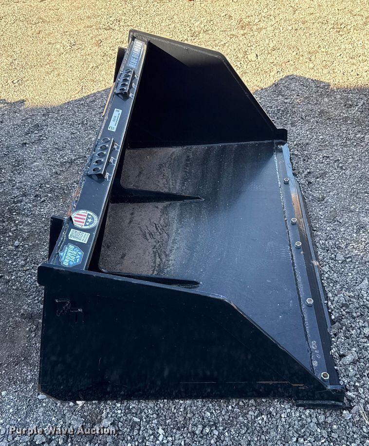 image for item EU5156 Blue Diamond 108620 skid steer bucket