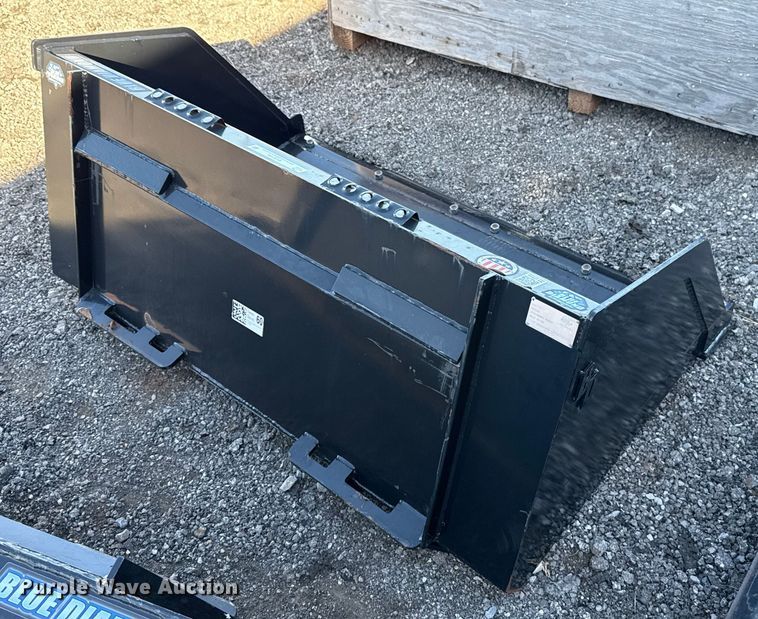 image for item EU5156 Blue Diamond 108620 skid steer bucket