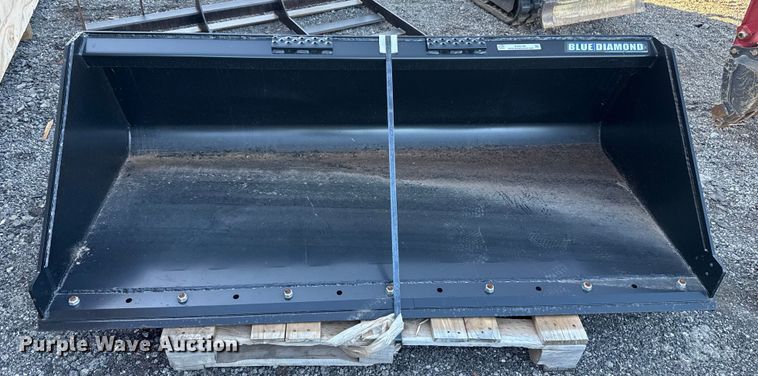 image for item EU5158 Blue Diamond 108970 skid steer bucket