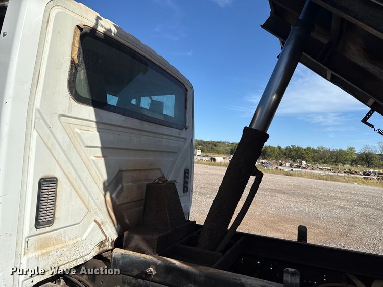 image for item EU5175 2005 International 4300 SBA 4X2 dump truck