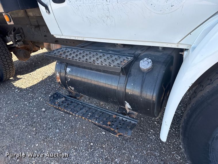 image for item EU5175 2005 International 4300 SBA 4X2 dump truck