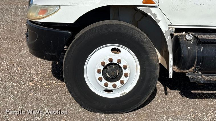 image for item EU5175 2005 International 4300 SBA 4X2 dump truck