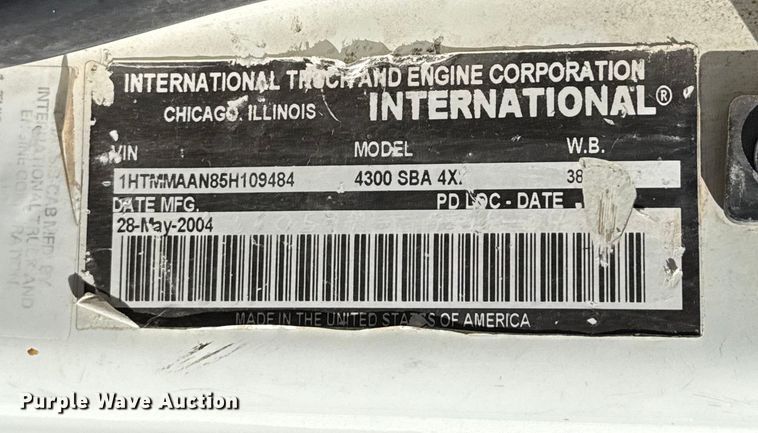 image for item EU5175 2005 International 4300 SBA 4X2 dump truck