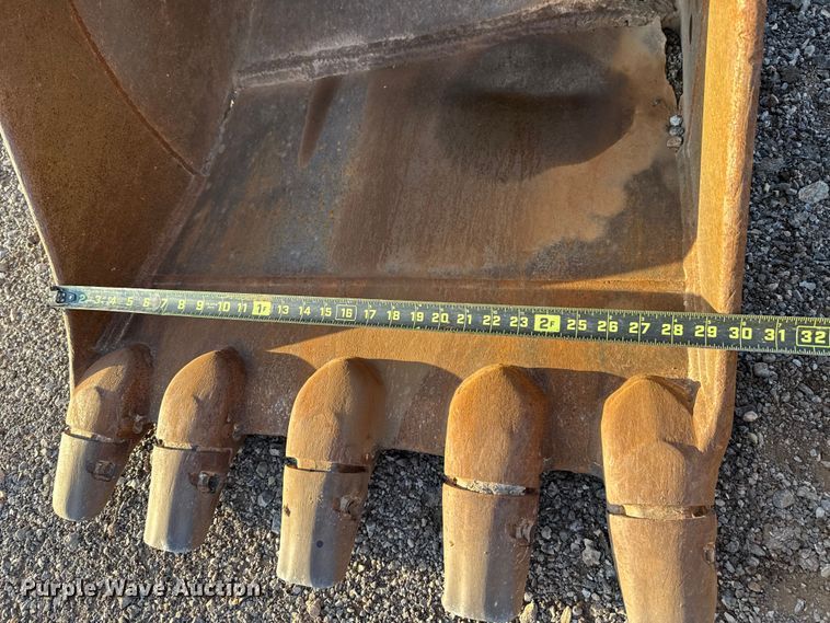 image for item EU5178 2013 Volvo ECR88 mini excavator