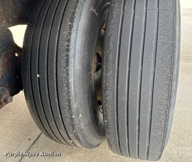 image for item EV1860 2001 Wabash  dry van trailer