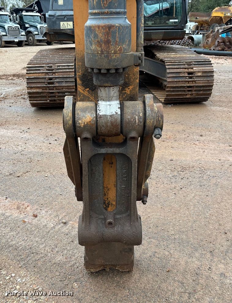 image for item EV3219 2017 Case CX210D excavator