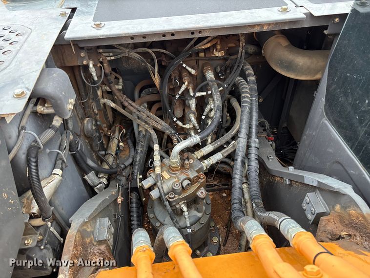 image for item EV3219 2017 Case CX210D excavator