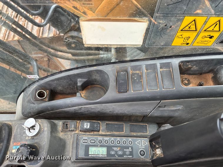 image for item EV3219 2017 Case CX210D excavator