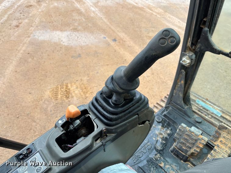 image for item EV3219 2017 Case CX210D excavator