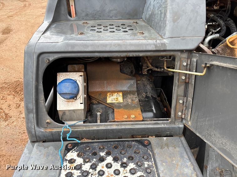 image for item EV3219 2017 Case CX210D excavator