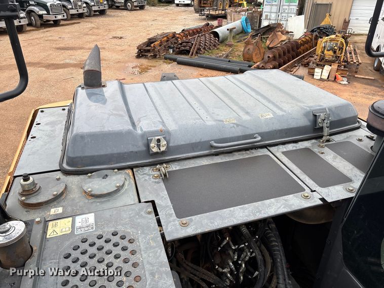 image for item EV3219 2017 Case CX210D excavator