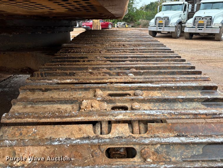 image for item EV3219 2017 Case CX210D excavator