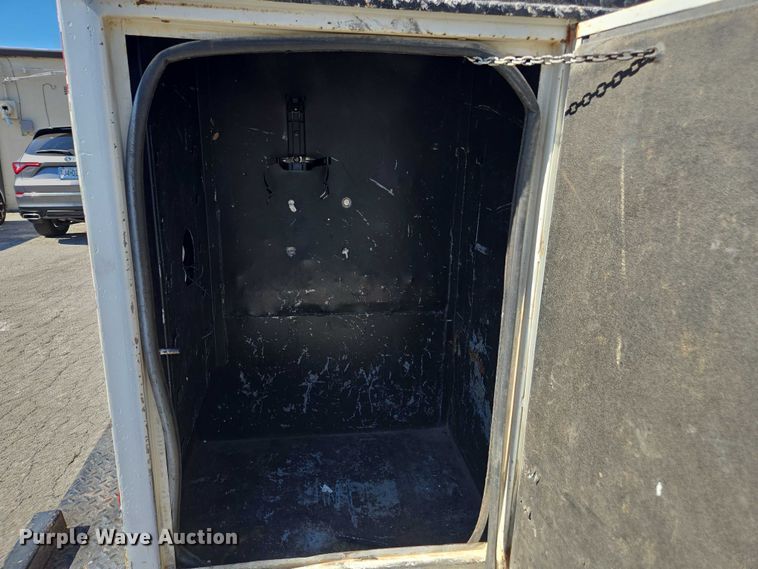 image for item EV5361 2011 Ford F550 Super Duty XL bucket truck