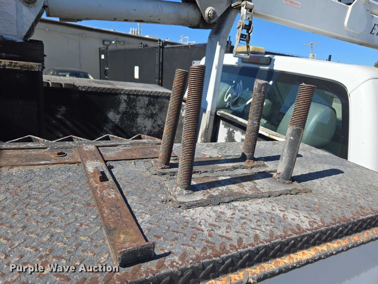 image for item EV5361 2011 Ford F550 Super Duty XL bucket truck