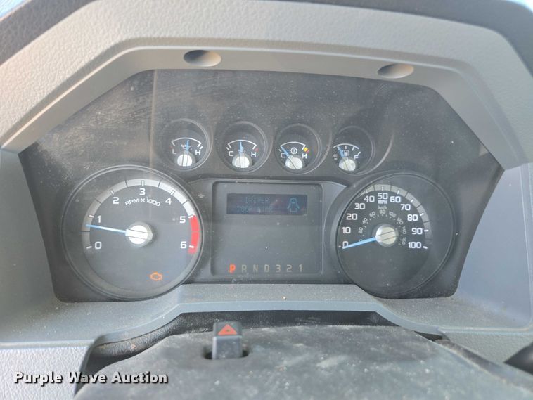 image for item EV5361 2011 Ford F550 Super Duty XL bucket truck