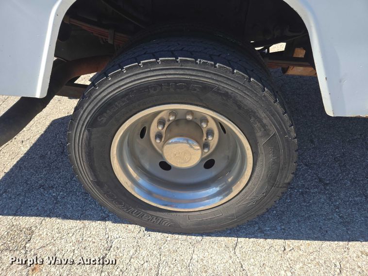 image for item EV5361 2011 Ford F550 Super Duty XL bucket truck