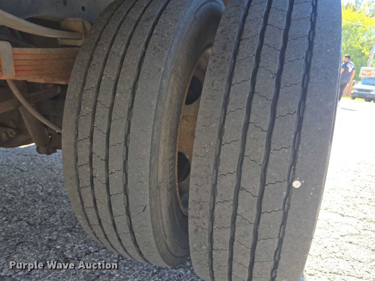 image for item EV5361 2011 Ford F550 Super Duty XL bucket truck