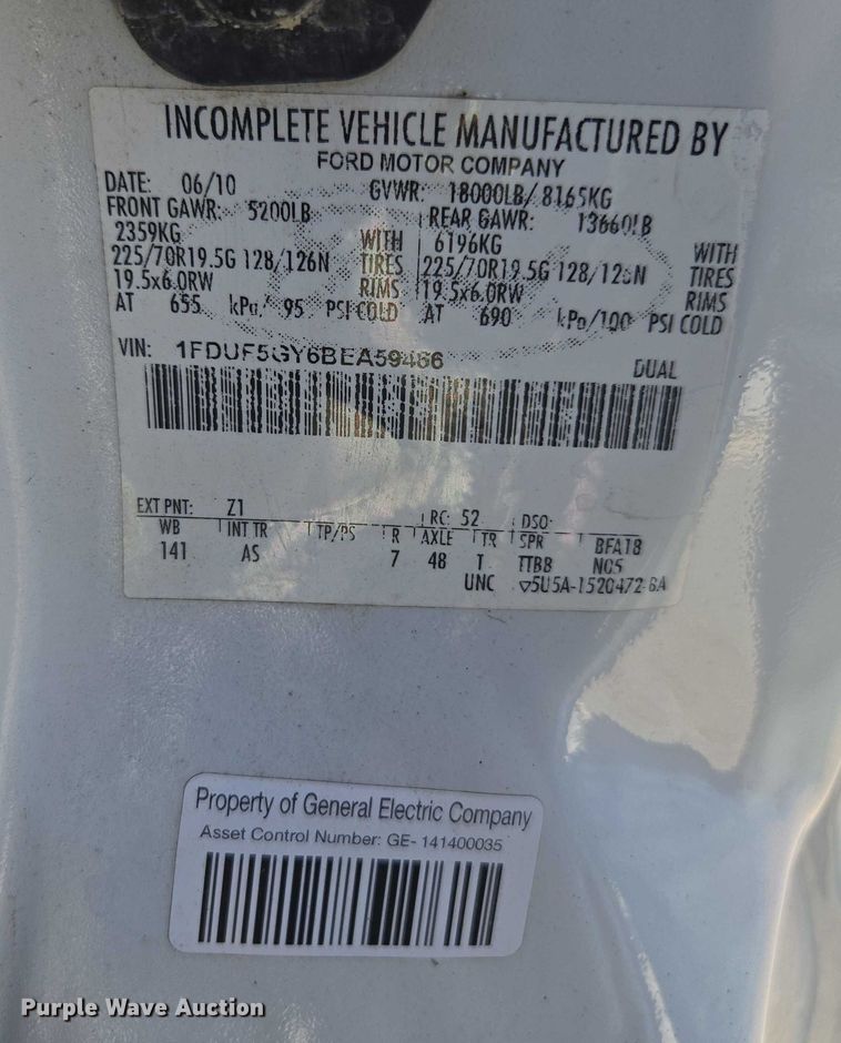 image for item EV5361 2011 Ford F550 Super Duty XL bucket truck