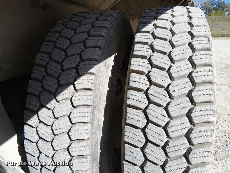 image for item EV5367 2009 Kenworth W900 ready mix truck