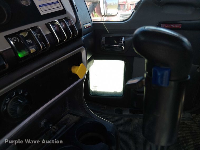 image for item EV5368 2009 Kenworth W900 ready mix truck