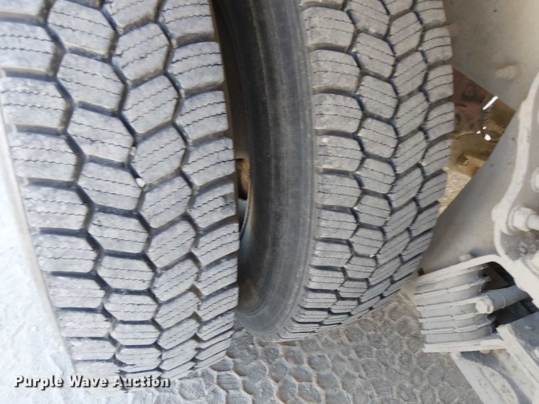 image for item EV5368 2009 Kenworth W900 ready mix truck