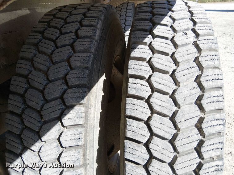 image for item EV5368 2009 Kenworth W900 ready mix truck