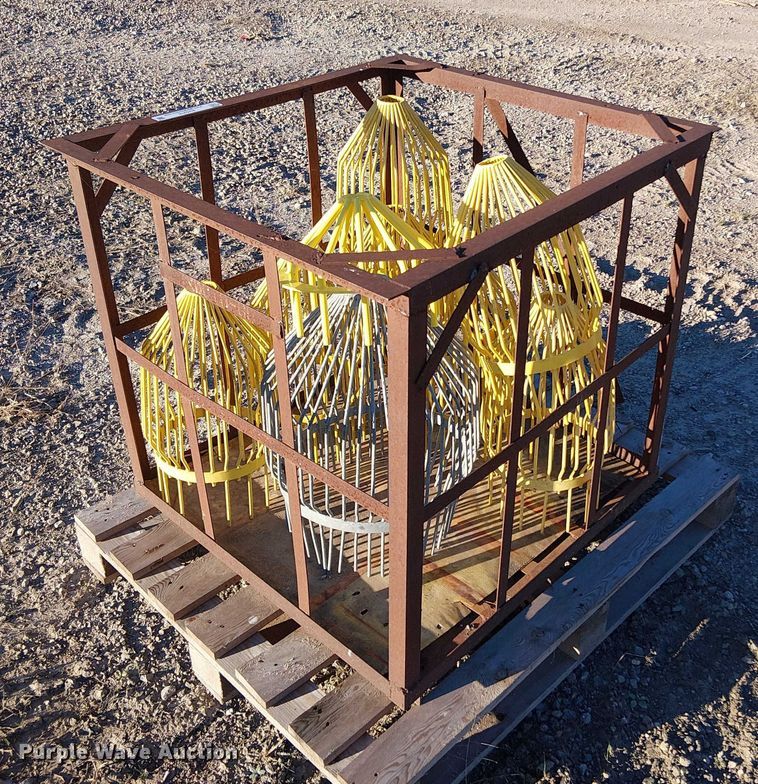 image for item EV5376 (9) pipe cages