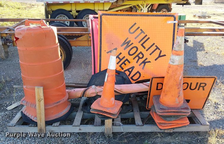 image for item EV5379 Road safety equipment