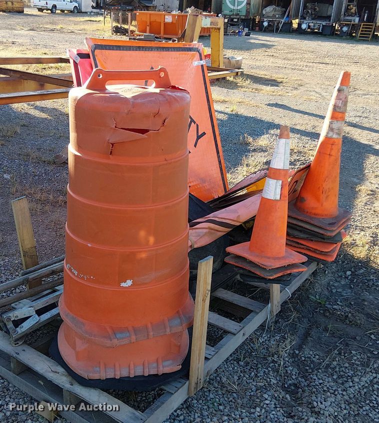 image for item EV5379 Road safety equipment