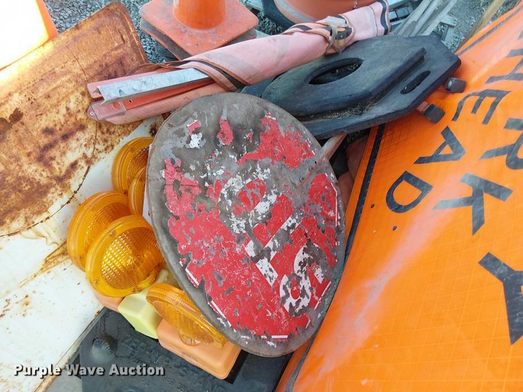 image for item EV5379 Road safety equipment