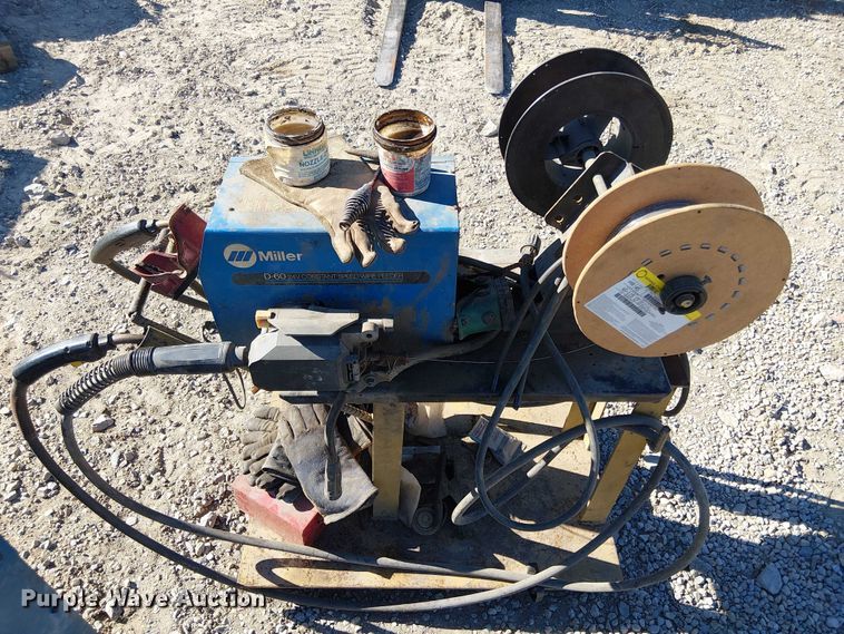 image for item EV5391 Miller deltaweld 651 welder/generator