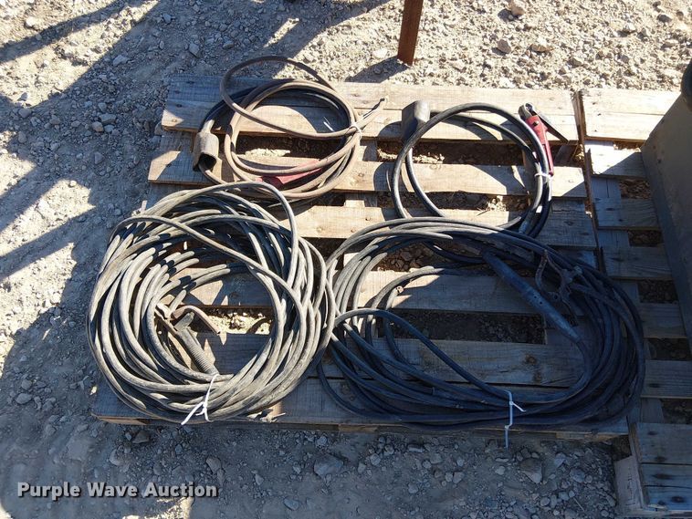 image for item EV5392 Lincoln Idealarc R3R-400 welder