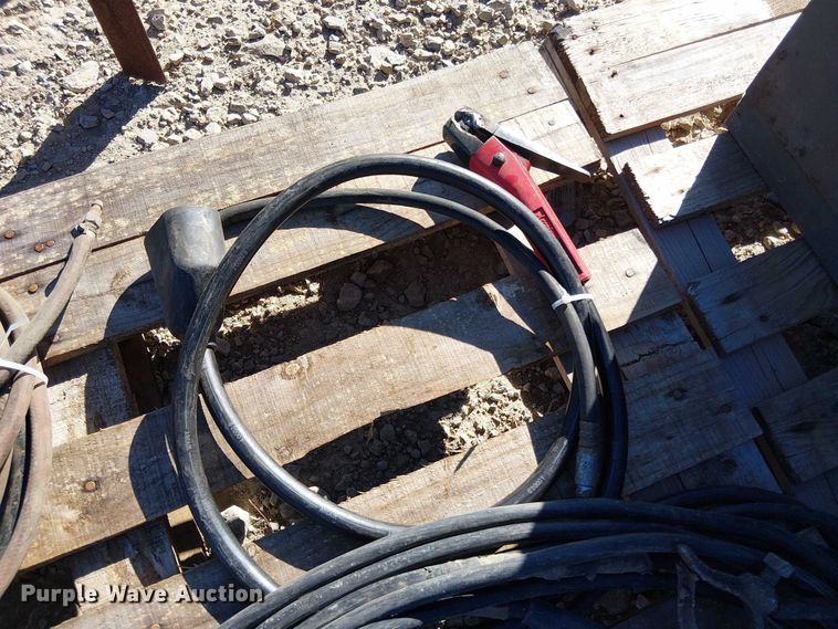 image for item EV5392 Lincoln Idealarc R3R-400 welder