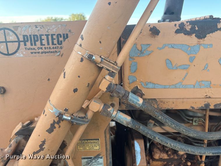 image for item FI0014 1991 Case 450C dozer