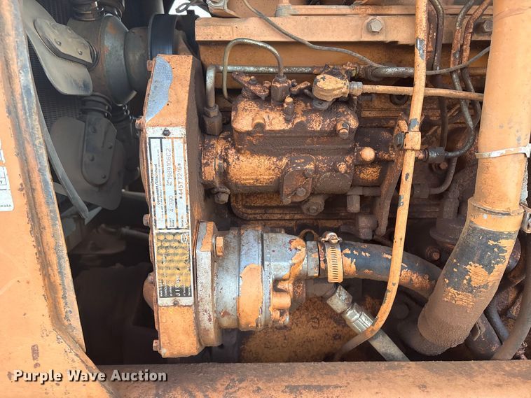 image for item FI0014 1991 Case 450C dozer