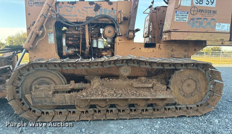 image for item FI0014 1991 Case 450C dozer