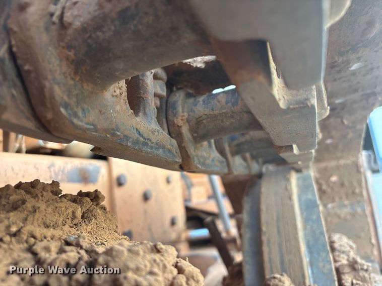 image for item FI0014 1991 Case 450C dozer