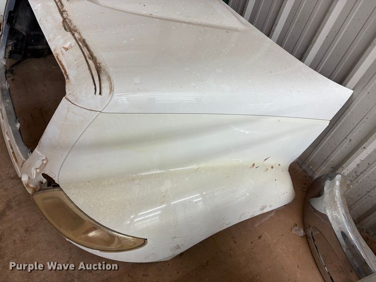 image for item IE9205 2005 International 8600 semi truck