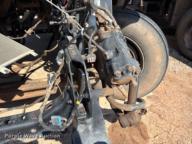 image for item IE9205 2005 International 8600 semi truck